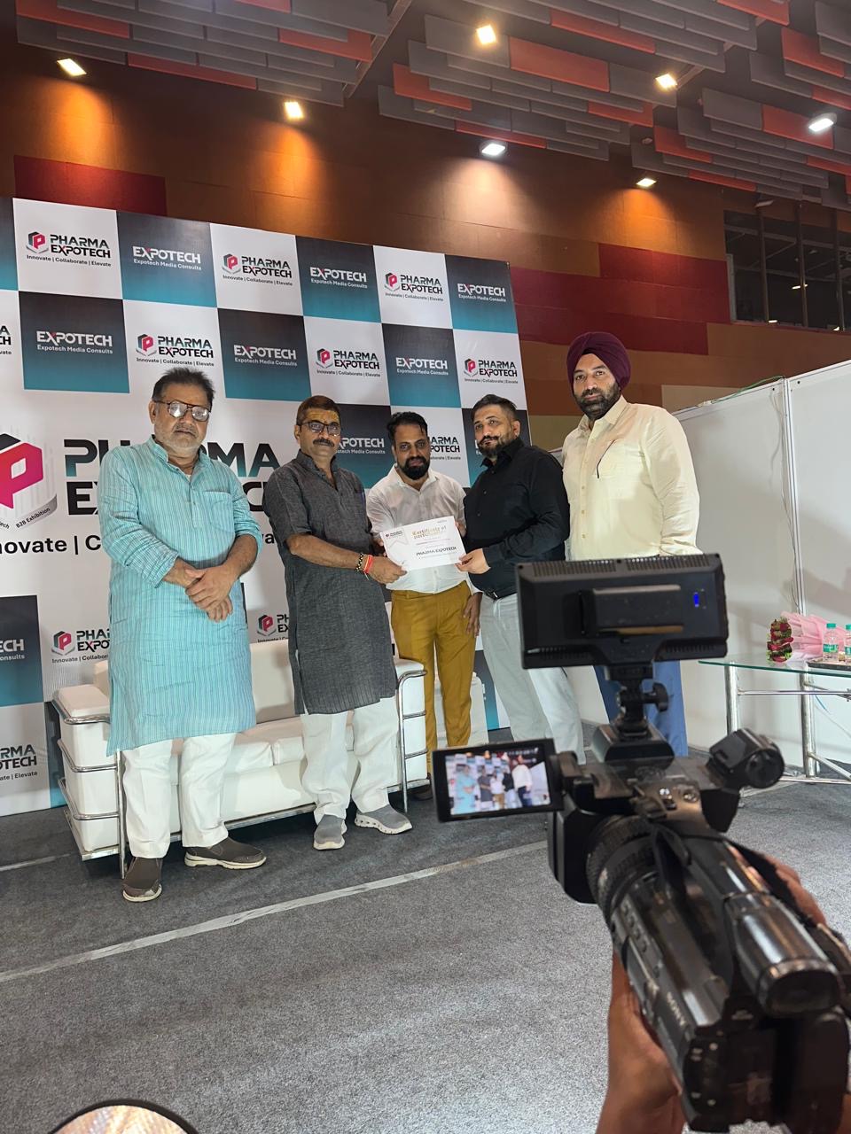 1f4cf090-cc62-4e70-b6f2-25650ae8d260